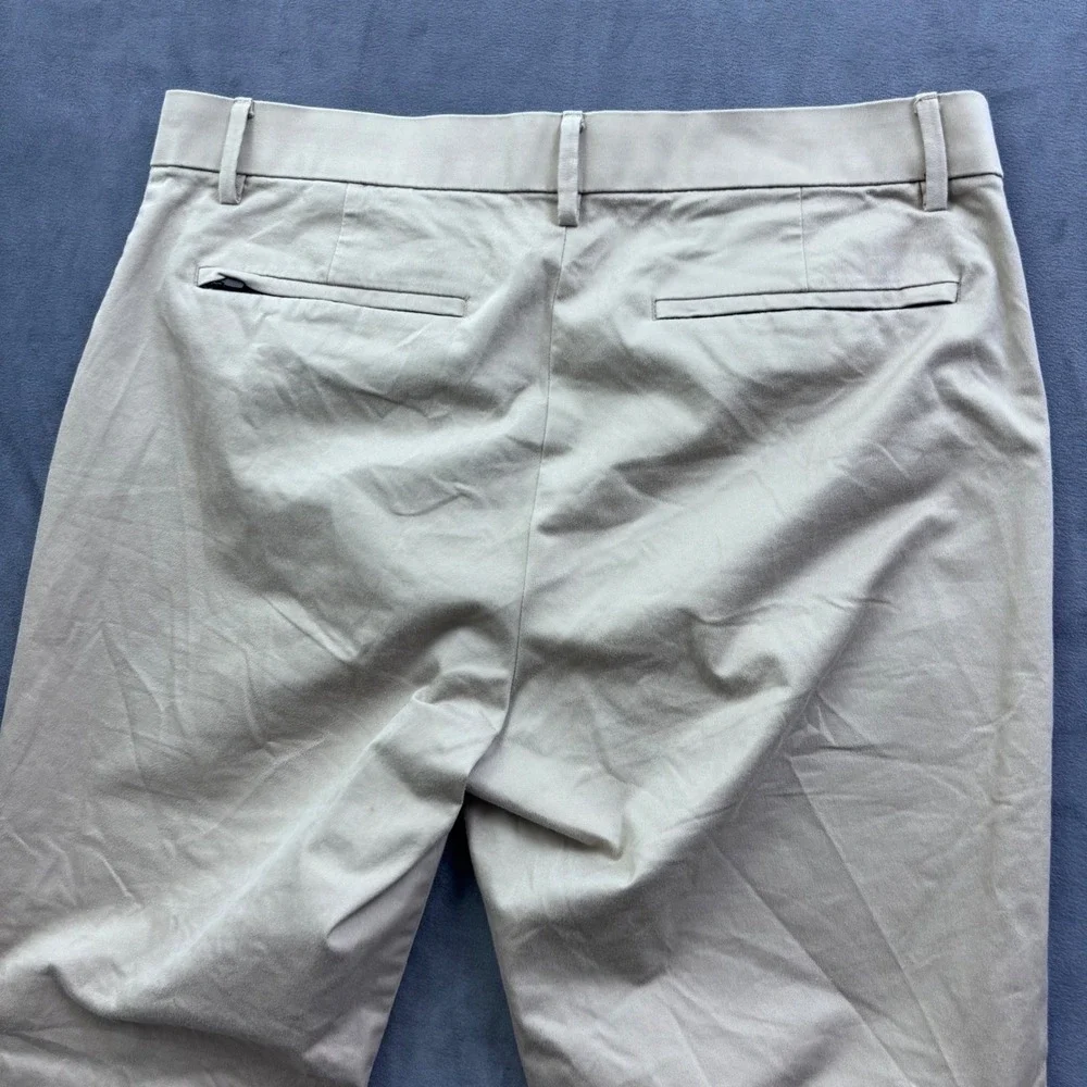 Banana Republic BR Sport Mens Khaki Chino Pants 32x30 Tan Stretch Performance